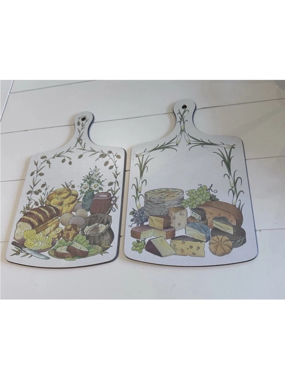 🎉4 for $40 🎉vintage cutting boards pair or wall hanging with a wine and cheese